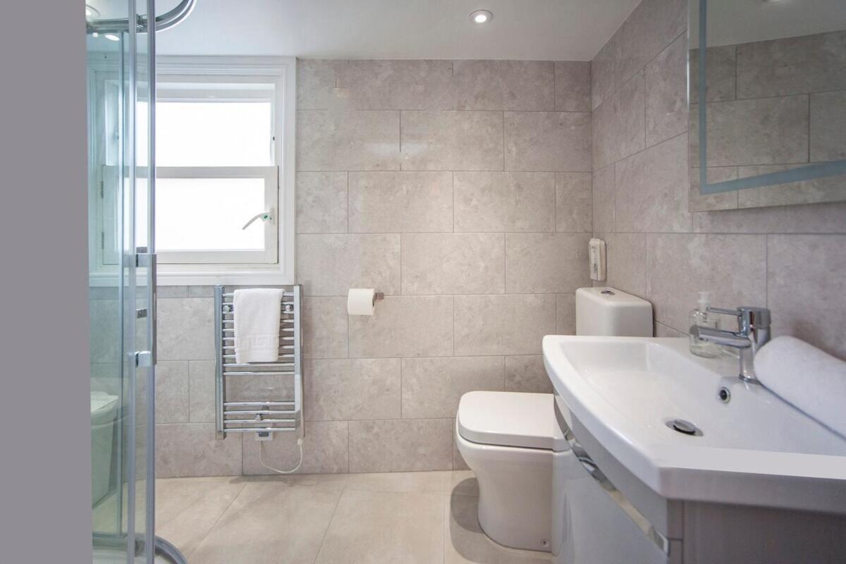באת' The Roof Terrace Maisonette - City Centre מראה חיצוני תמונה